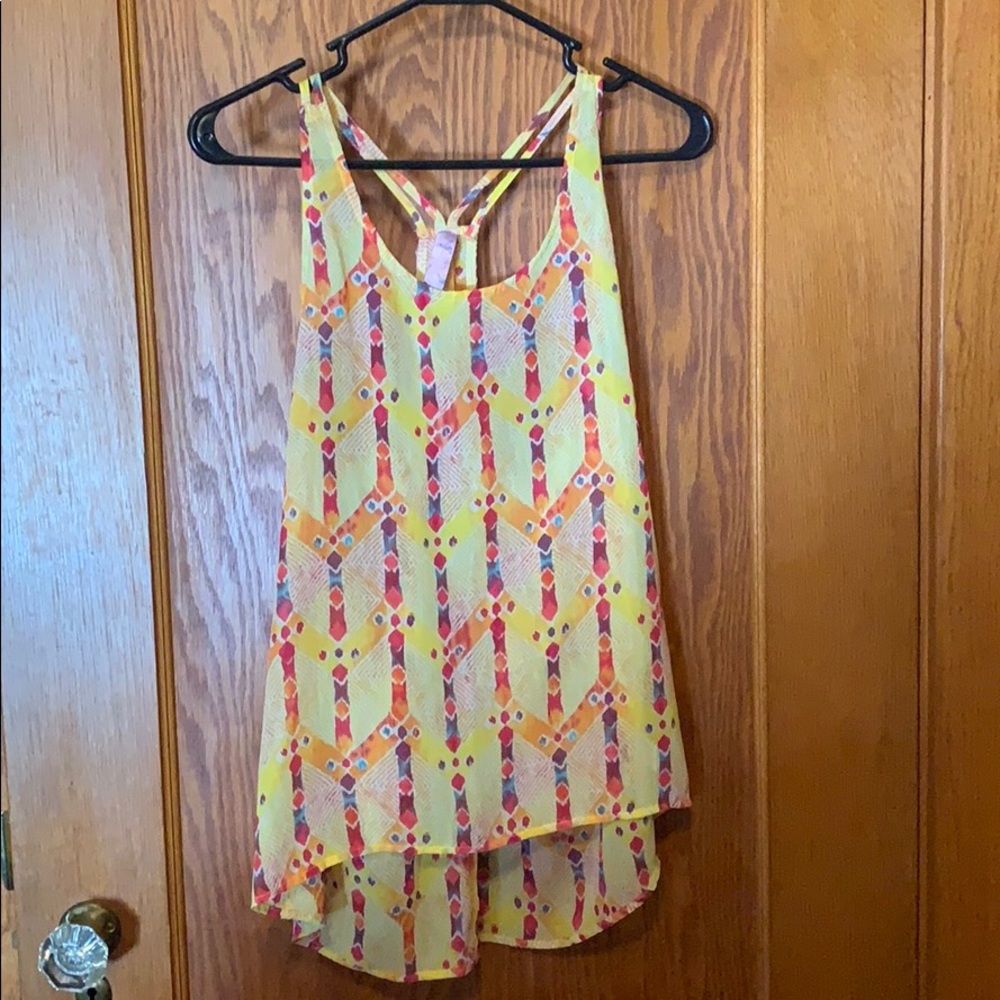Multi color tank top. Smoke free home.